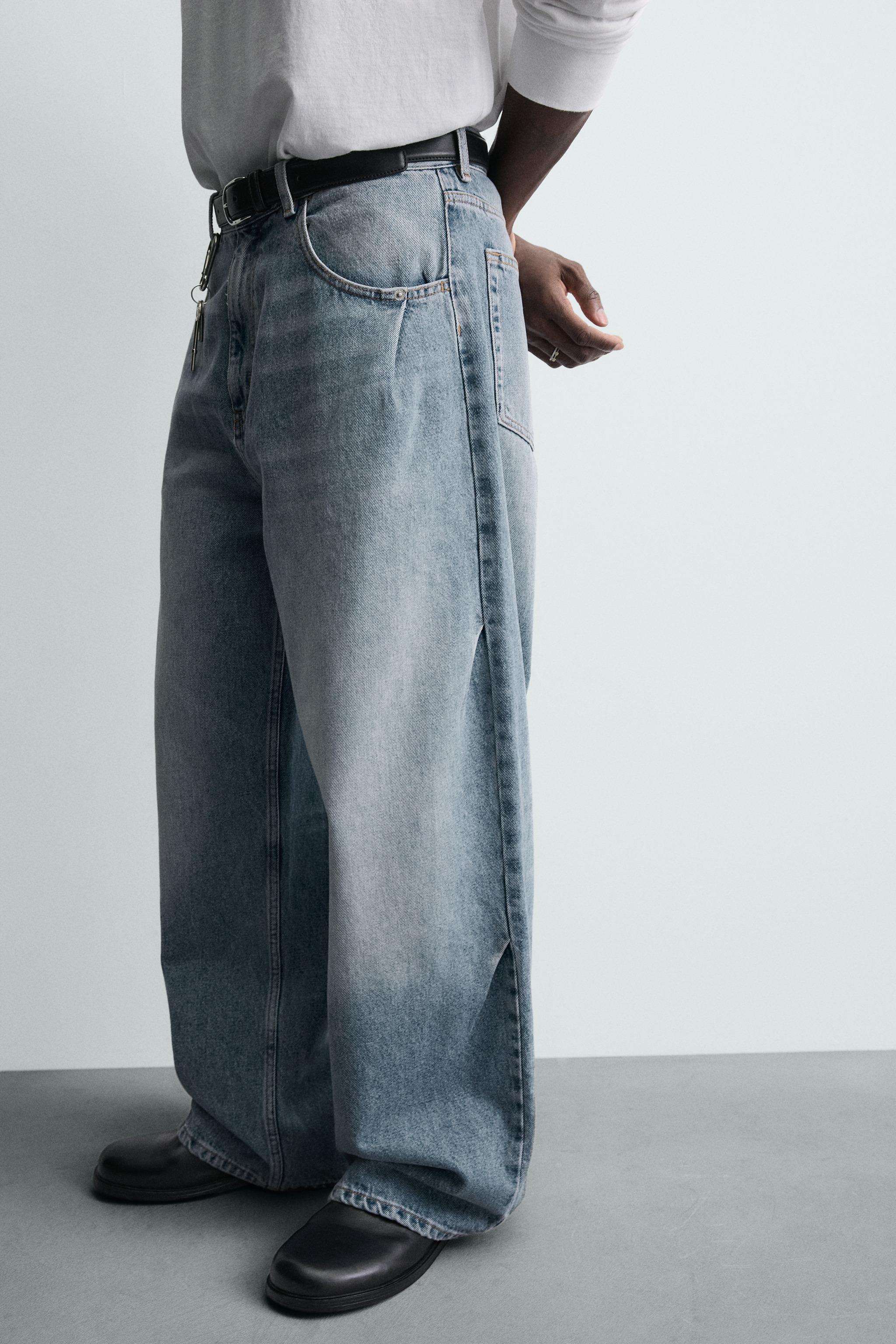 BALLOON FIT PLEATED JEANS